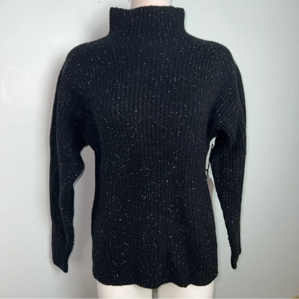 Ann Taylor 100% Cashmere Black Turtleneck Sweater with Speckles Women’s Size XS